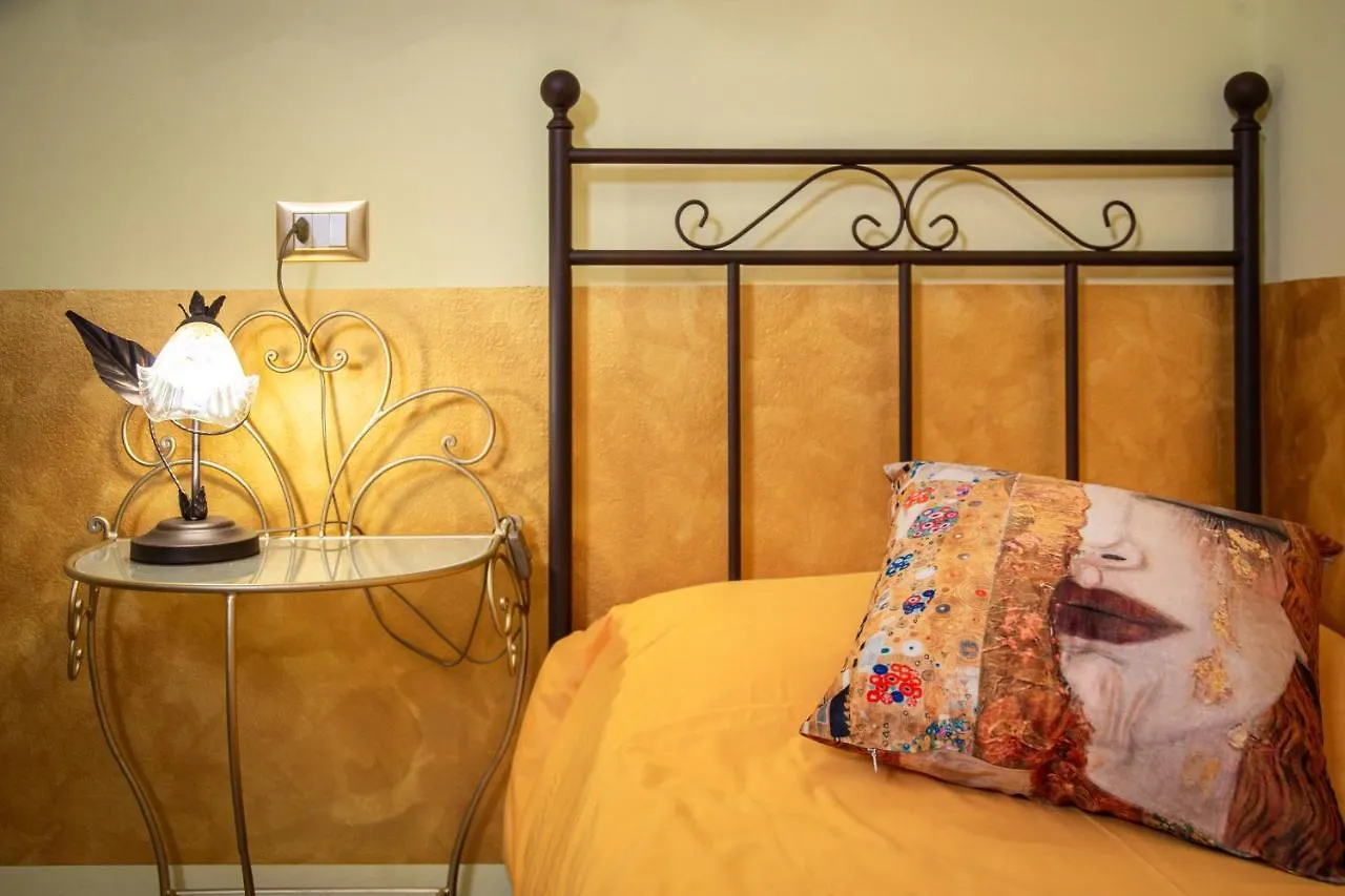 Апартаменты Klimt House Торри-дель-Бенако Италия